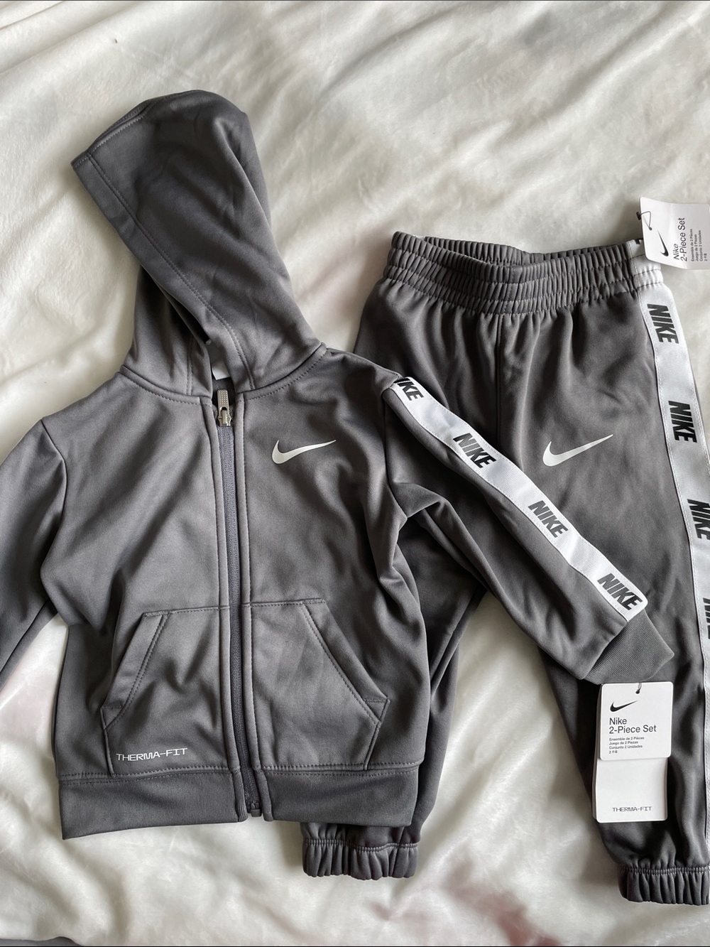 Nike Baby Boy Gray Therma-Fit Hoodie & Joggers Set